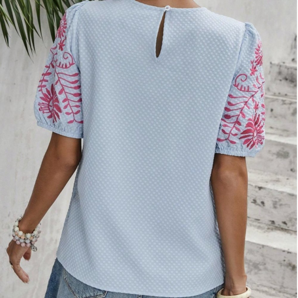 Boho Floral Embroidery Puff Sleeve Blouse - Picture 5 of 6